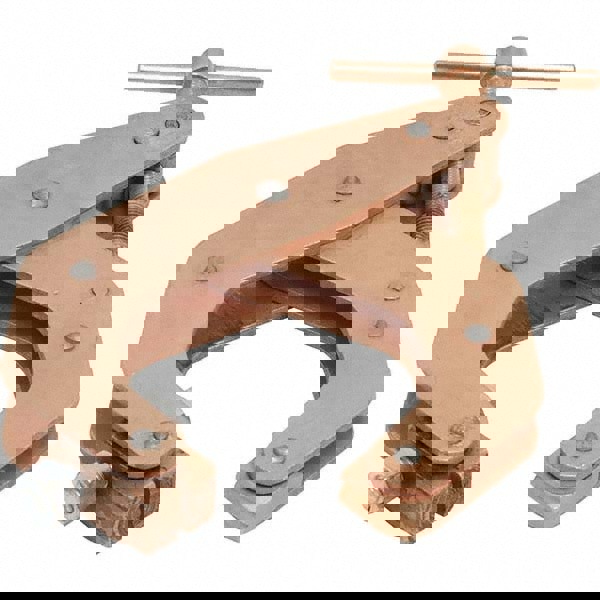 4-1/2 Inch Jaw Opening, 3-13/16 Inch Jaw Depth, 400 Amp Rating, Copper Ground Clamp